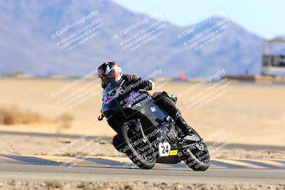 media/Jan-08-2022-SoCal Trackdays (Sat) [[1ec2777125]]/Turn 4 (1145am)/